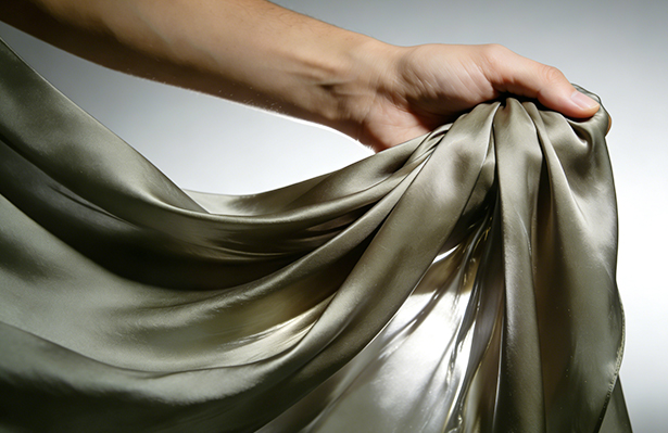 Raikan dengan meriah pelancaran rasmi tapak web Shaoxing Echoes Textile Co., Ltd.!
